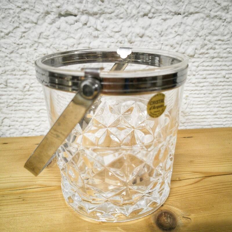 Seau à glaçons en cristal taillé et sa cuillère perforée