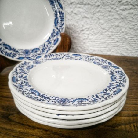 Lot De 3 Assiettes Anciennes Pyroblan Porcelaine Bleue – Motif Château, 2 Plates + 1 Creuse