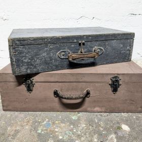 Valise en bois vintage