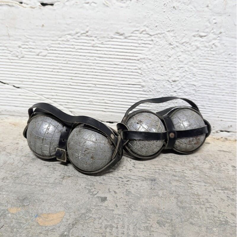 Paire De Boules De Pétanque Anciennes – Vintage – Fabriqué En France – Occasion