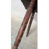 Tabouret Trépied Bois Sculpté et Cuir Repoussé | L'Atelier Imparfait