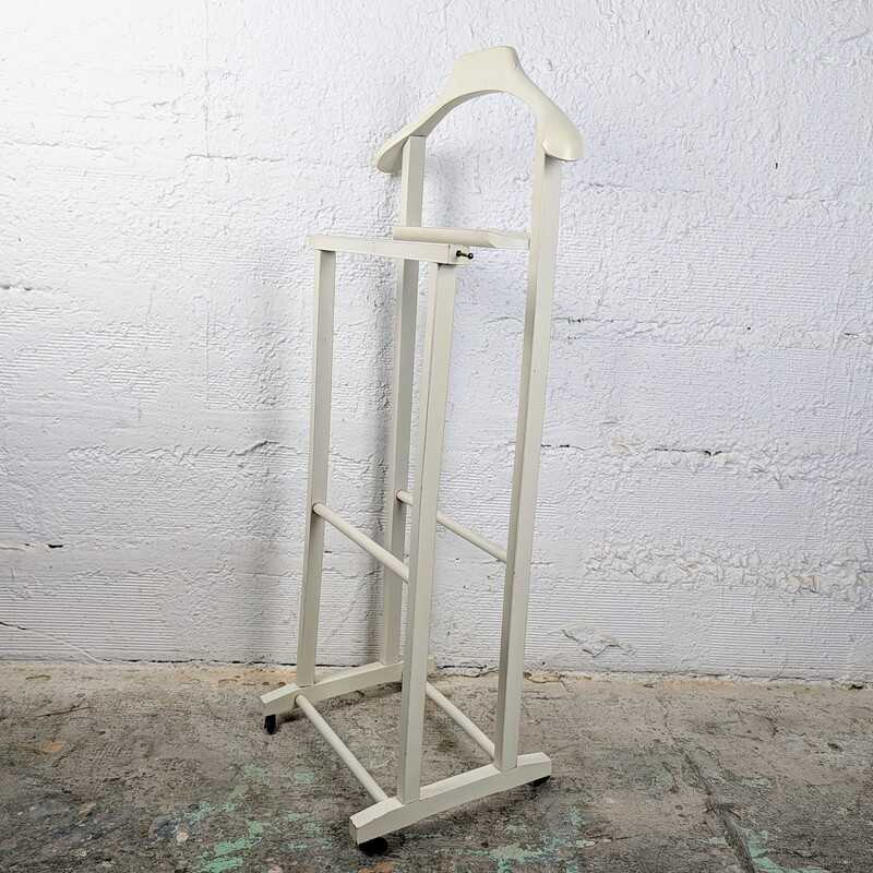 Valet de Chambre Vintage sur Roulettes | L'Atelier Imparfait