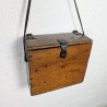 Boîte de métier ancienne en bois et cuir | L'Atelier Imparfait