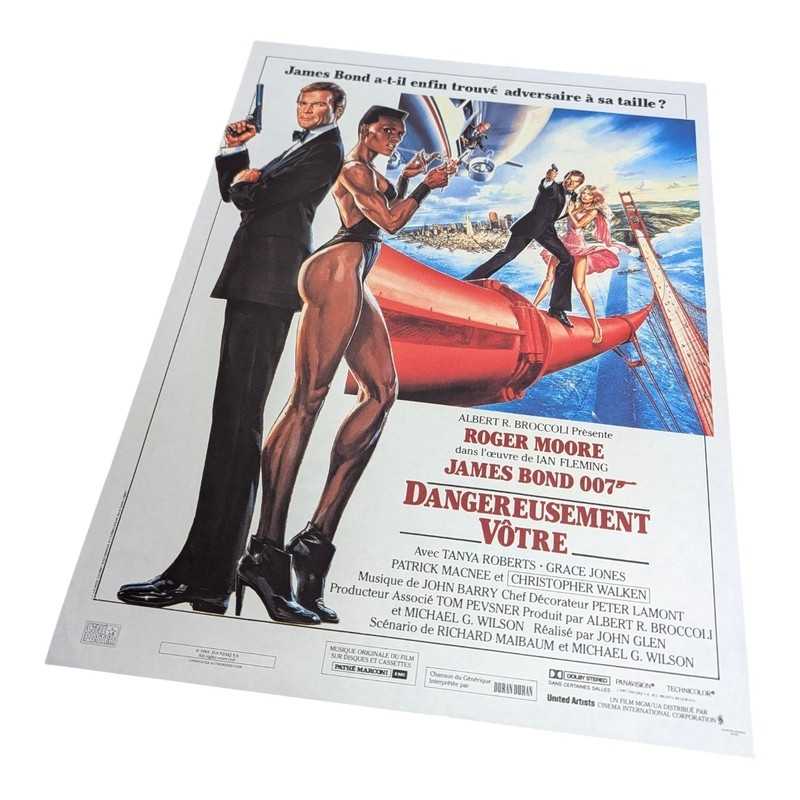 Affiche Cinéma James Bond Dangereusement Vôtre - 1985