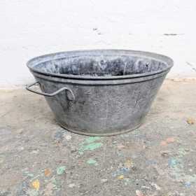Bassine en zinc ancienne à...