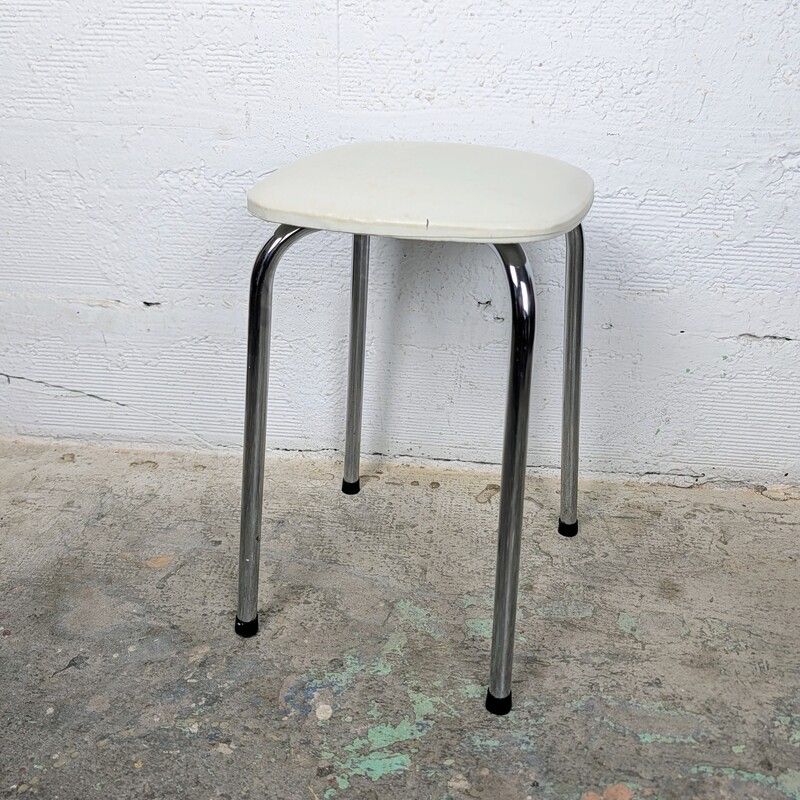 Tabouret Chrome et Skaï | L'Atelier Imparfait