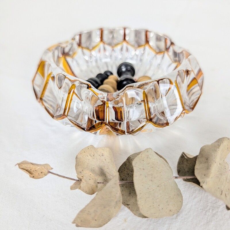 Cendrier en verre taillé motif ambré | l'Atelier Imparfait