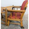 Chaise haute transformable vintage bois et skaï | L'Atelier Imparfait Chaise haute transformable vintage bois et skaï | L'Atelier Imparfait