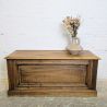 Coffre ancien bois sculpté panneaux moulurés | l'Atelier Imparfait