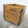 Caisse bois vintage poignée métal | L'Atelier Imparfait Caisse bois vintage poignée métal | L'Atelier Imparfait