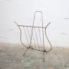 Porte-revues lyre en métal doré années 50 | L'Atelier Imparfait