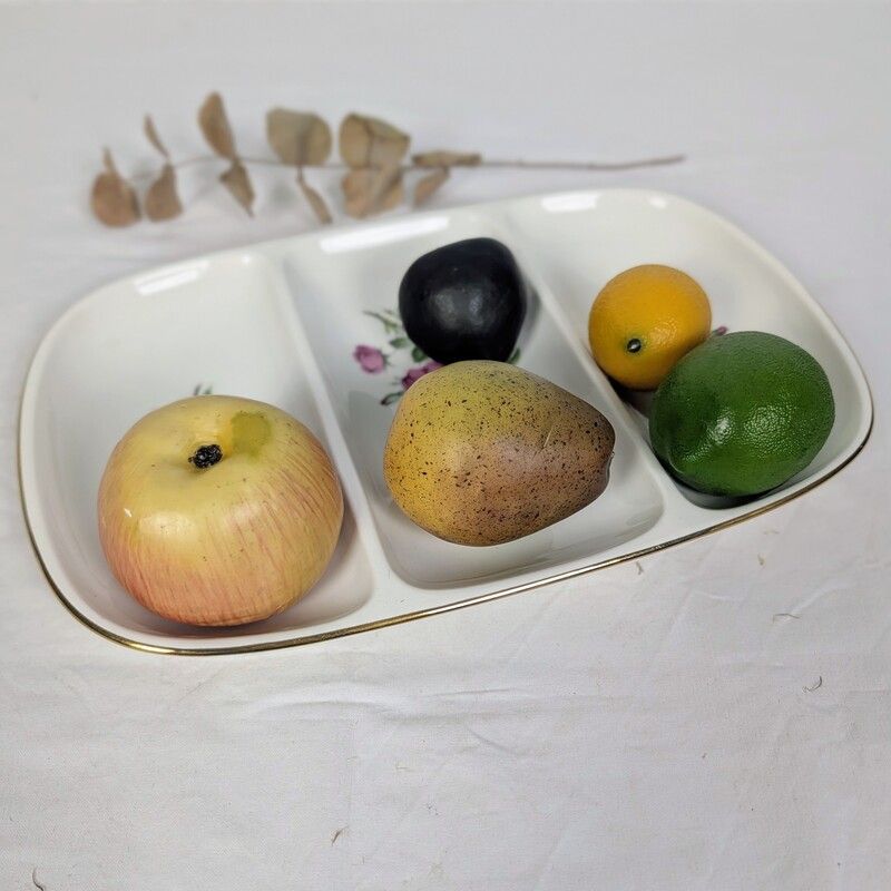 Plat 3 compartiments porcelaine églantines vintage | L'Atelier Imparfait