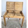 Bureau d'écolier ancien en bois massif, plateau relevable