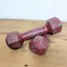 Paire d'haltères anciens en fonte rouge vintage | L'Atelier Imparfait