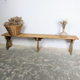 Grand banc de ferme en pin