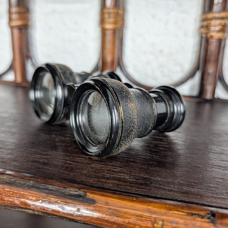 Jumelles de Théâtre anciennes en laiton et cuir | L'Atelier Imparfait