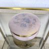 Boîte ronde albâtre lilas fleurs bleues vintage | L'Atelier Imparfait