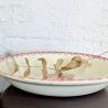 Plat ancien au coq rouge, faïence décor éponge | L'Atelier Imparfait