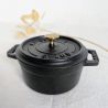 Mini cocotte Staub fonte noire – bouton laiton | L'Atelier Imparfait Mini cocotte Staub fonte noire – bouton laiton | L'Atelier Imparfait