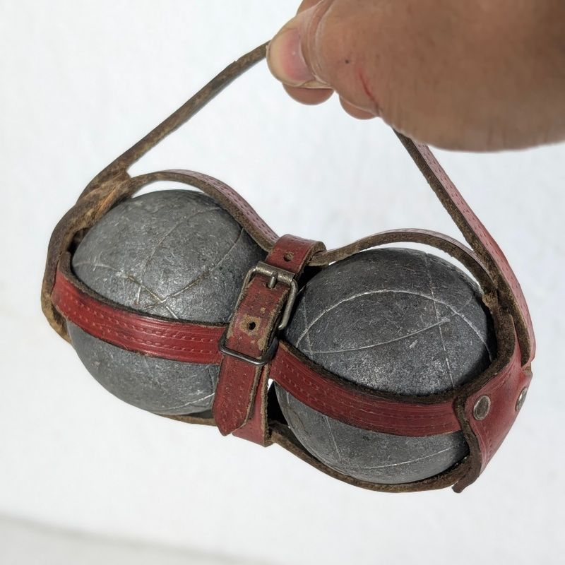 Paire d'Anciennes Boules de Pétanque | L'Atelier Imparfait