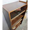 Bibliothèque vitrine vintage années 60 pieds compas | l'Atelier Imparfait Bibliothèque vitrine vintage années 60 pieds compas | l'Atelier Imparfait