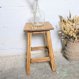 Ancien tabouret d'atelier