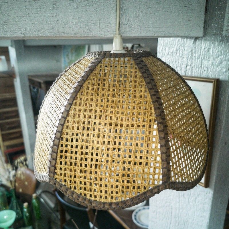 Suspension Vintage aux motifs fleurs - Ressourcerie Histoires Sans Fin