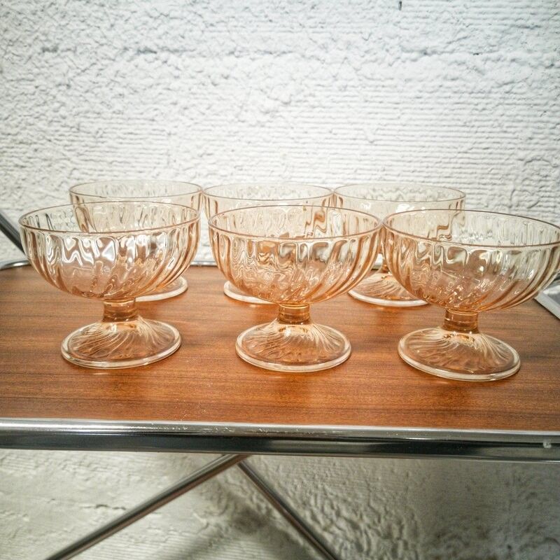 Lot 6 Petites Assiettes à dessert rose Petites assiettes Pla